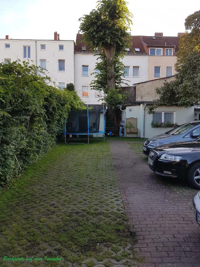 Pension Zum Birnbaum Brandenburg  المظهر الخارجي الصورة