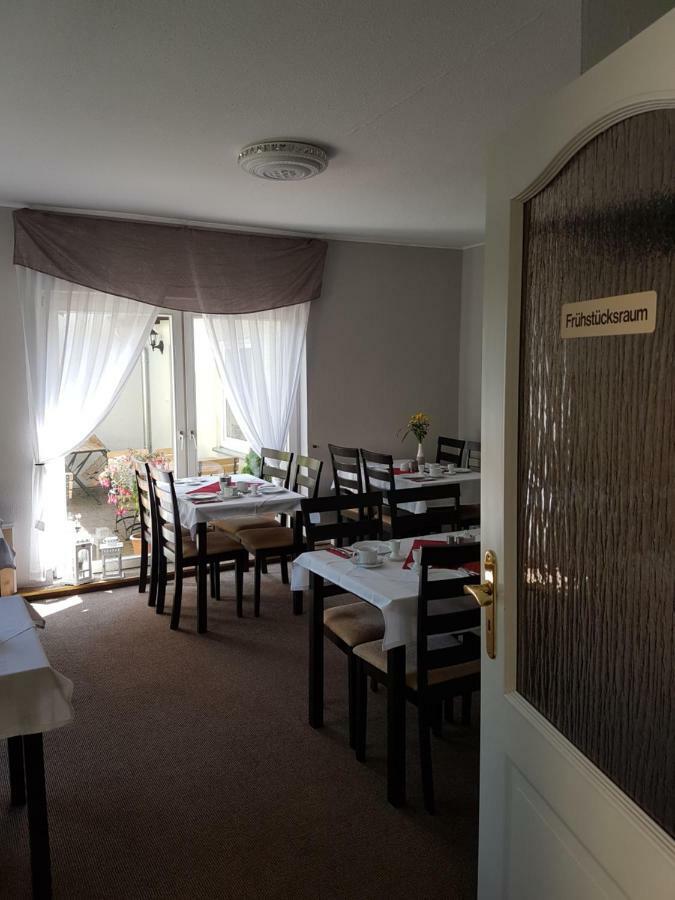 Pension Zum Birnbaum Brandenburg  المظهر الخارجي الصورة