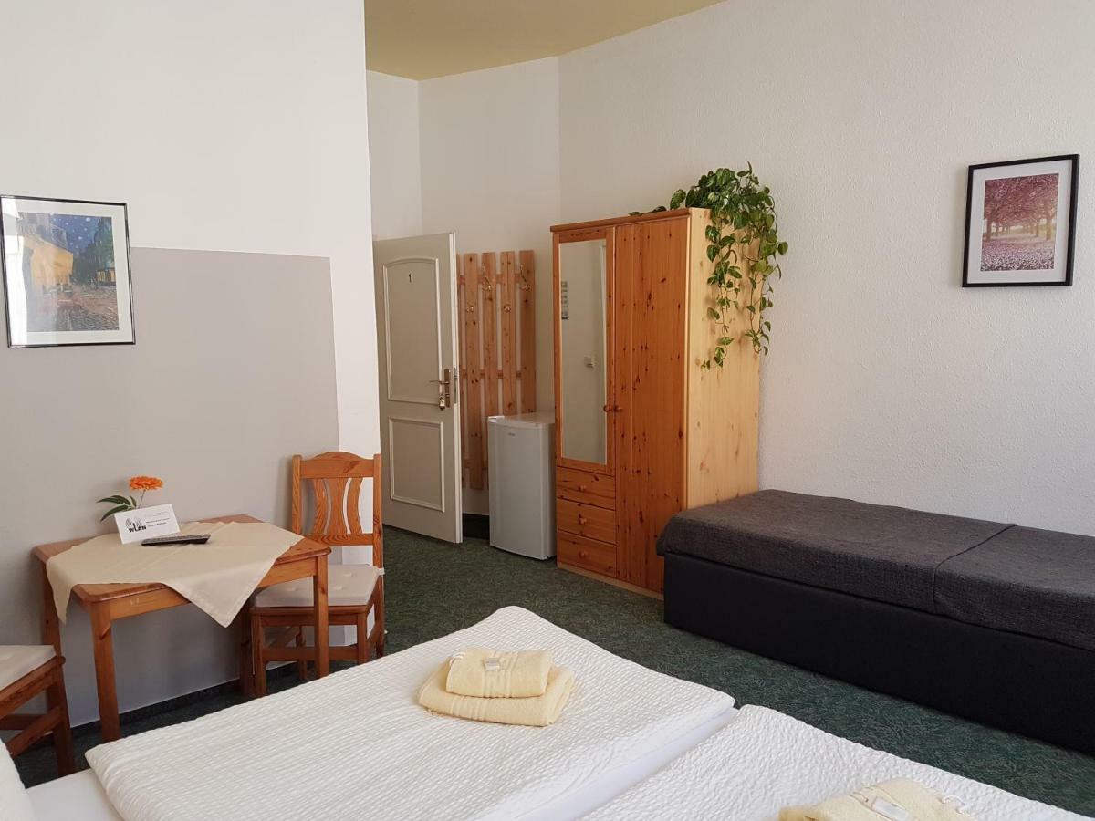 Pension Zum Birnbaum Brandenburg  المظهر الخارجي الصورة