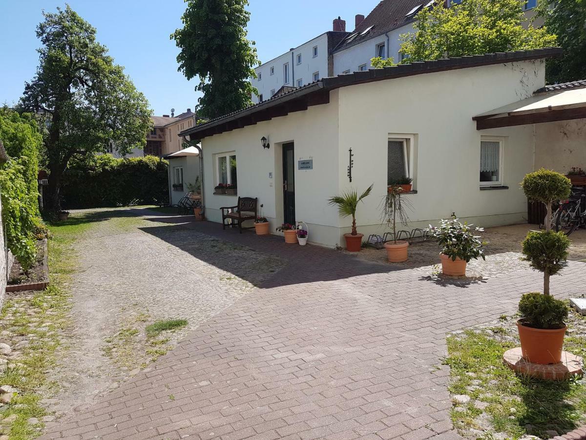Pension Zum Birnbaum Brandenburg  المظهر الخارجي الصورة